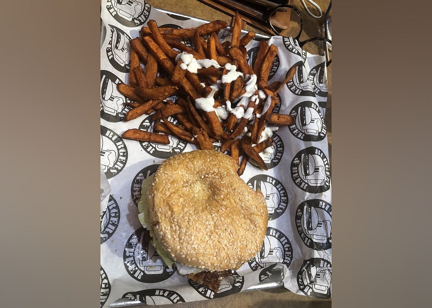 American: Burgers & Beer