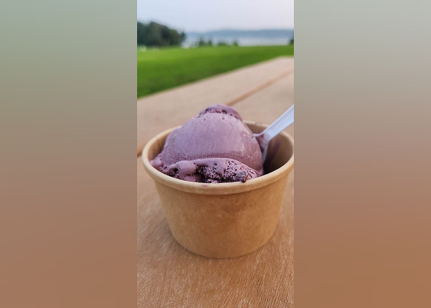 #9. Taber's Lakeside Stand