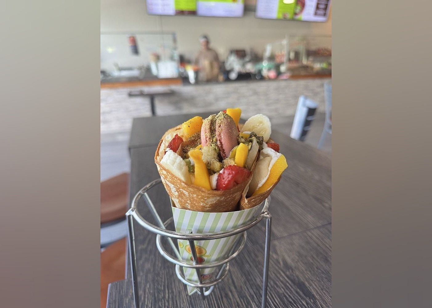 #8. J-Petal & Poke Waterford