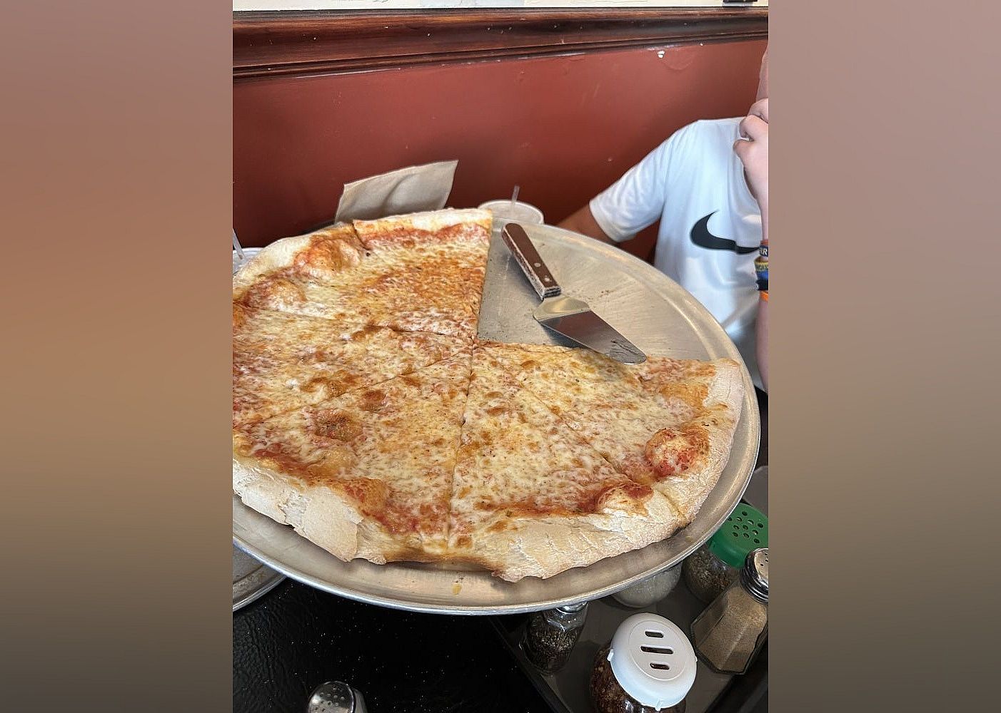 #13. Pizza D-LUX