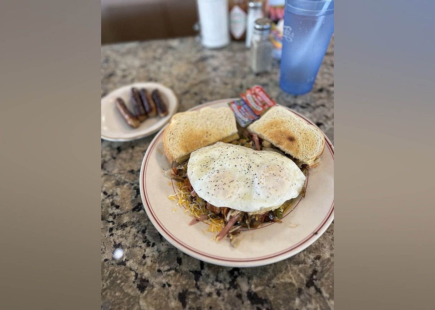 #10. Sam's Cafe