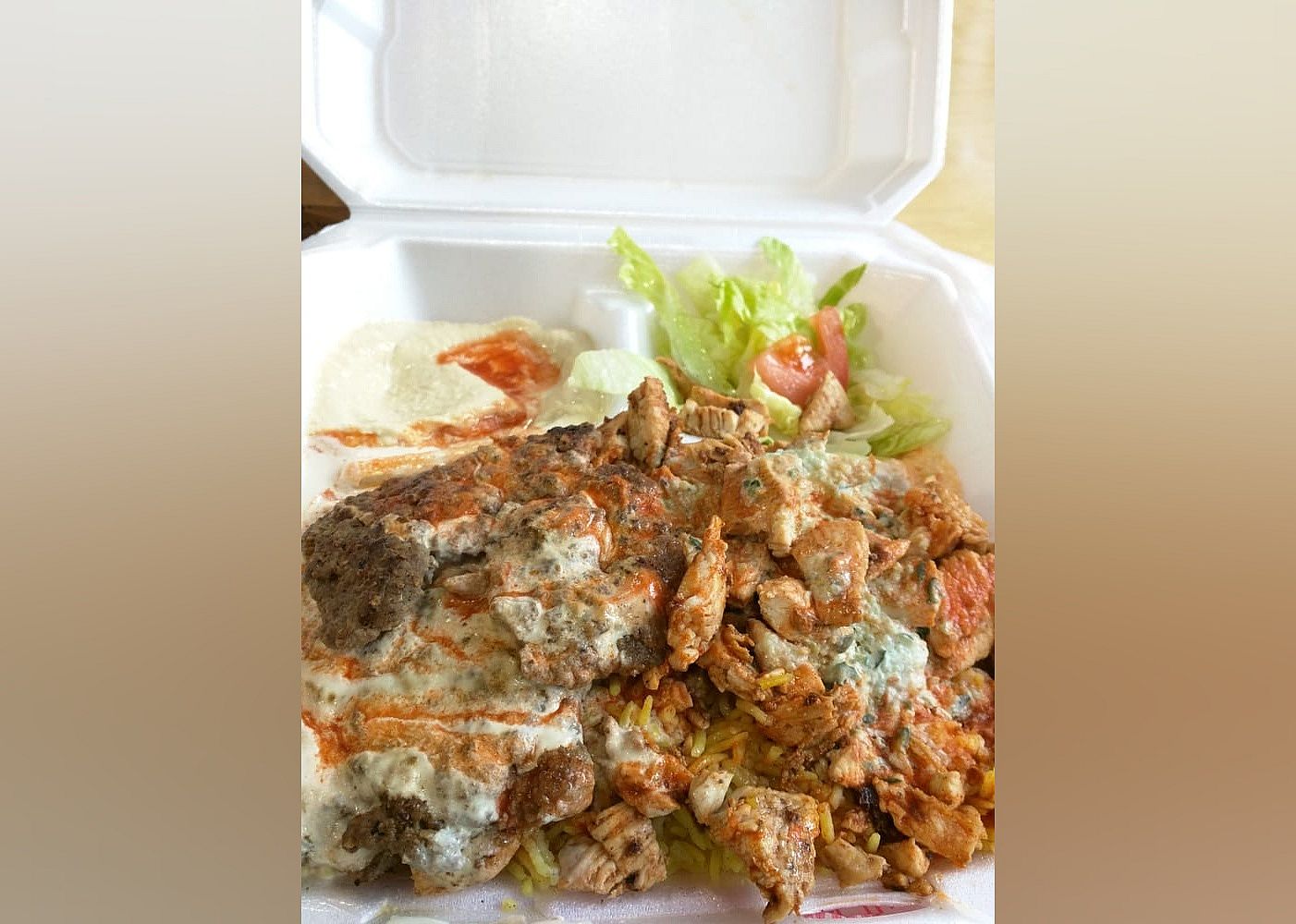 #4. Shaker's Grill