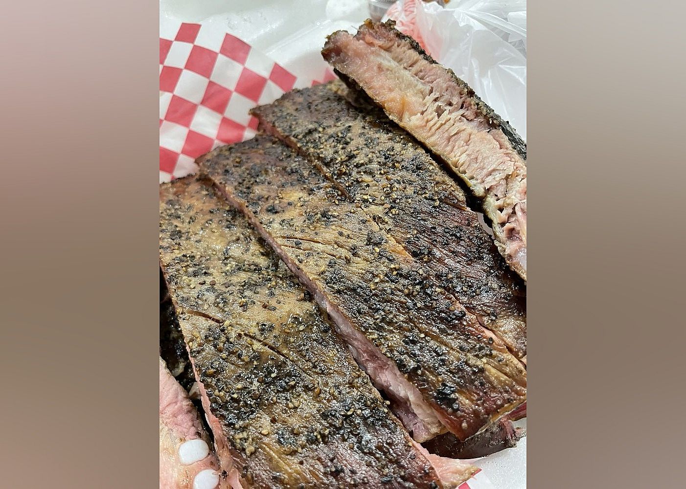 #3. M & M Old Hickory Smokehouse
