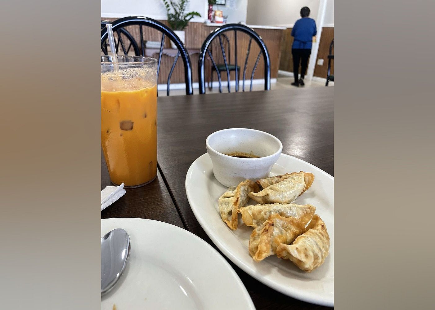 #2. Hawaii City Restaurant