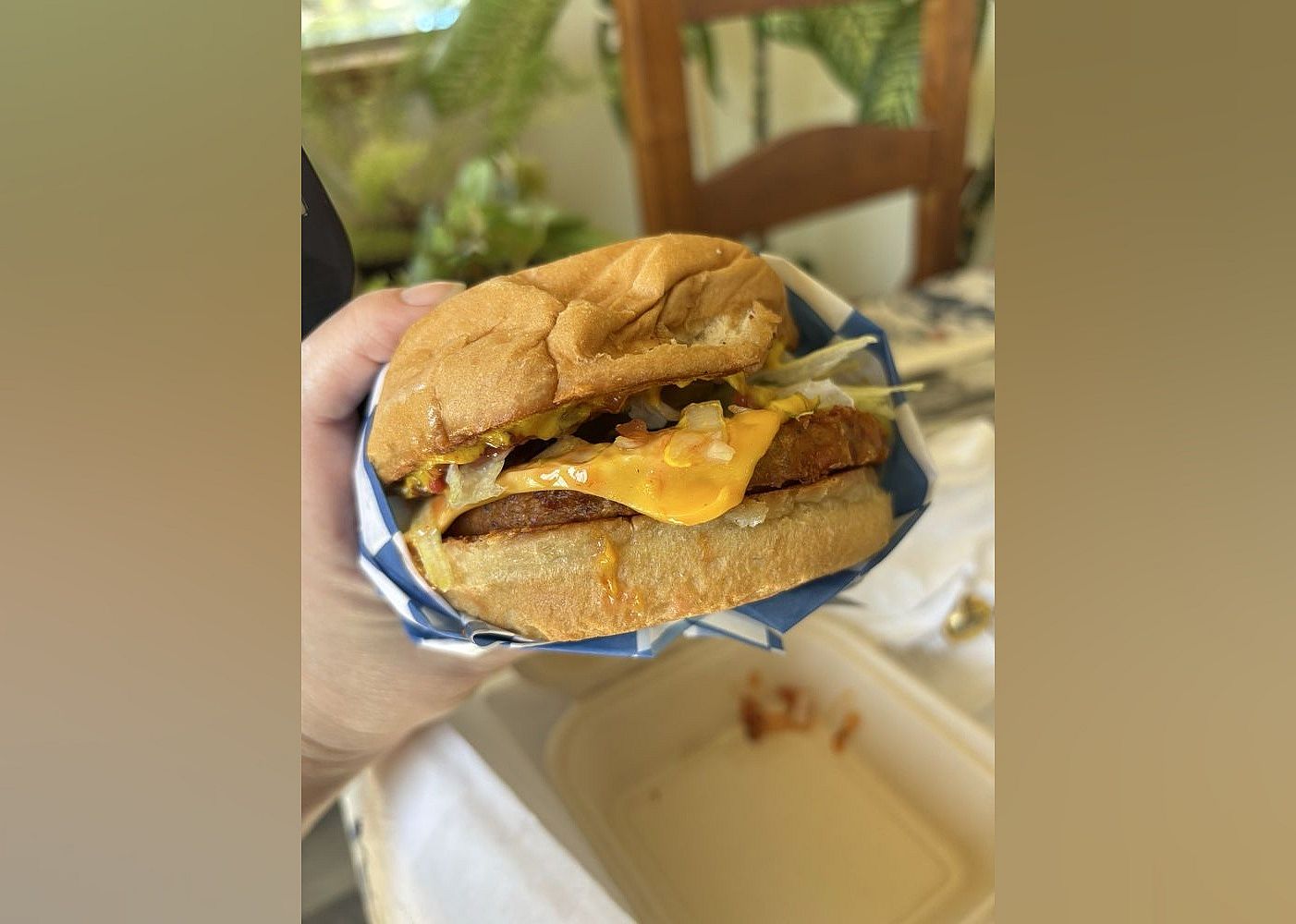 #21. Ez's Burger Deluxe