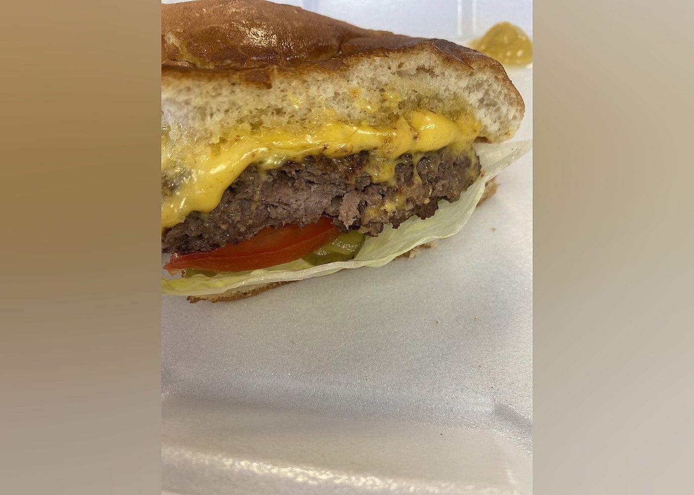 #1. North Heights Discount and Cafe