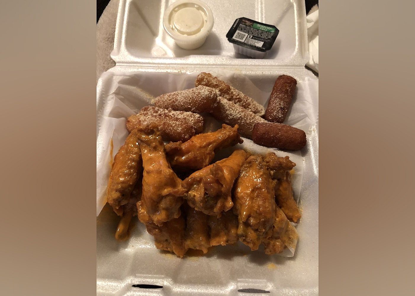 #4. Shark's Fish & Chicken 'Chicago Style'