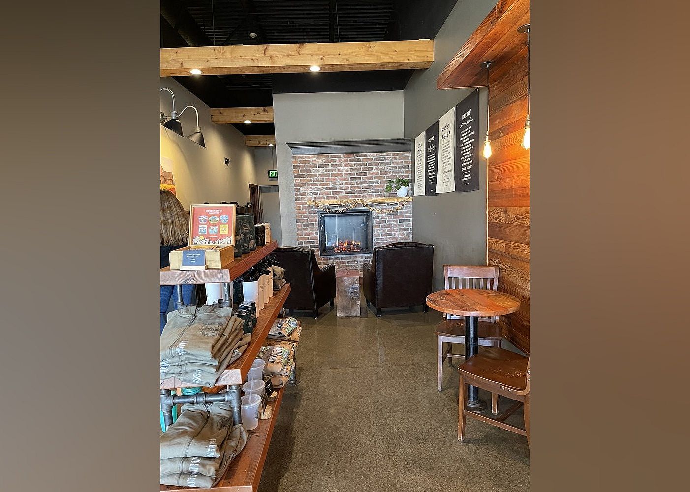 #4. Woods Coffee
