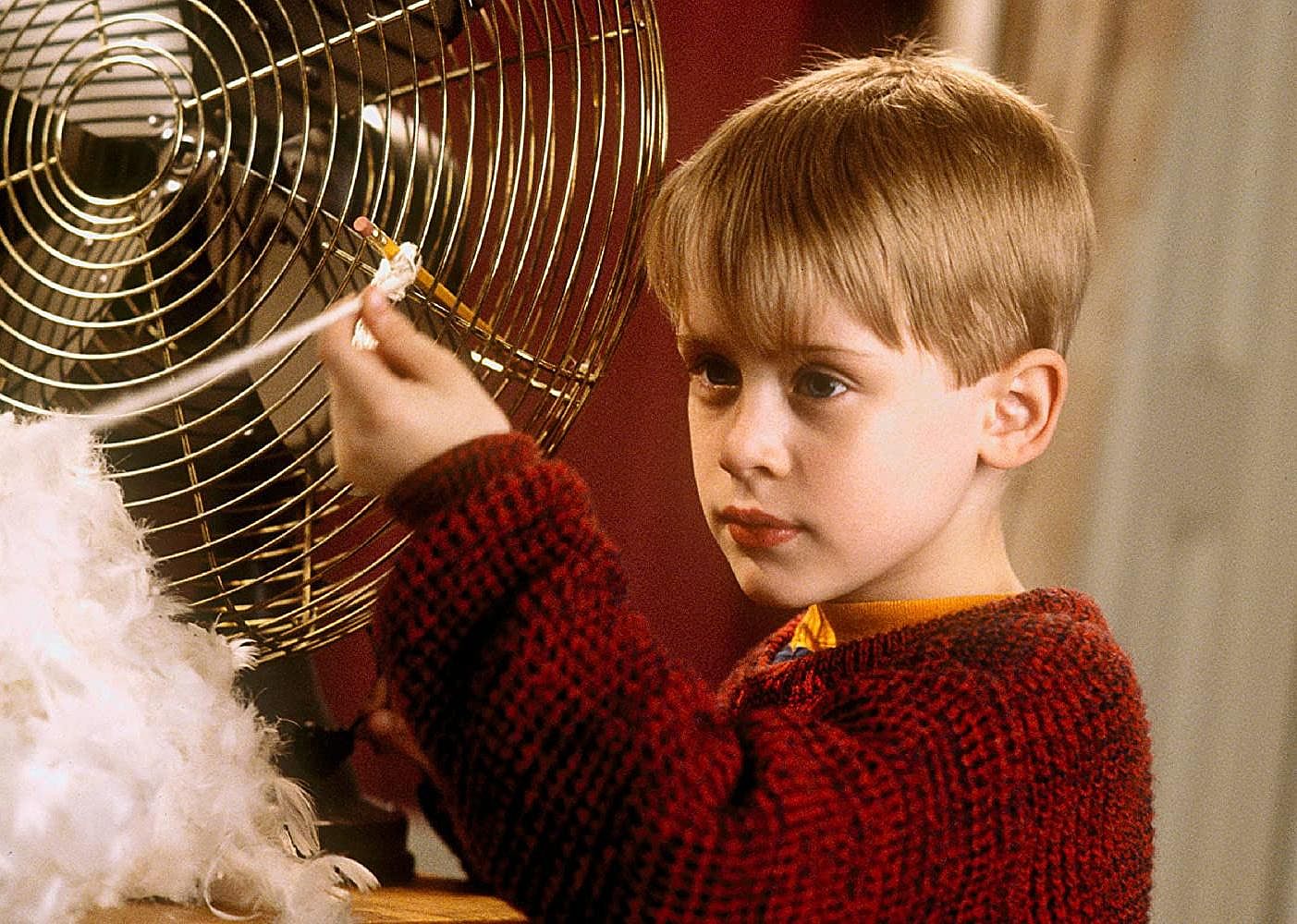 #43. Home Alone (1990)
