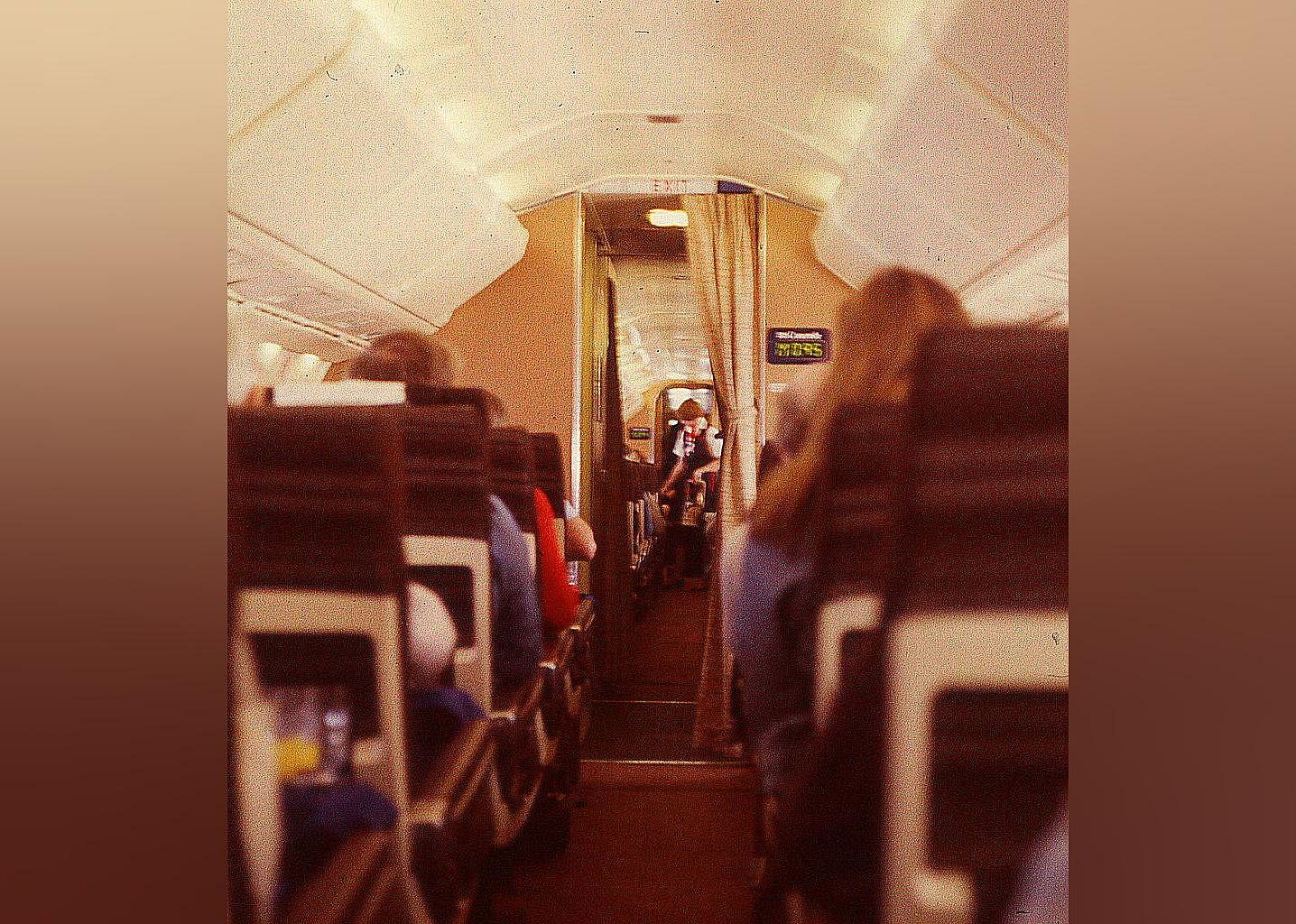 1976: Concorde begins its passenger service