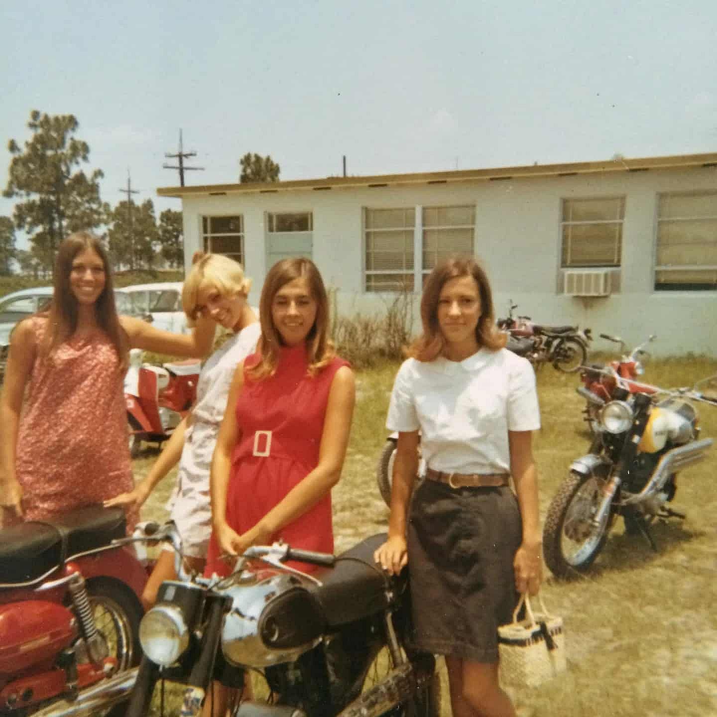 35 photos that show what life looked like in 1973 - Stacker Stories