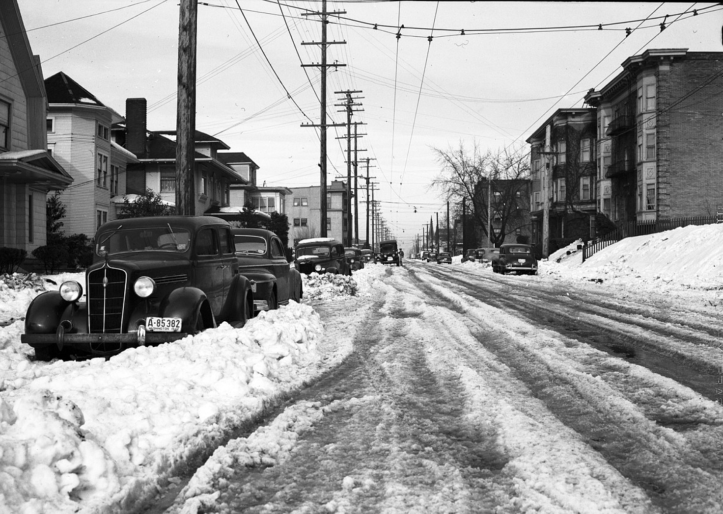 1944: California storm inspires a famous photo