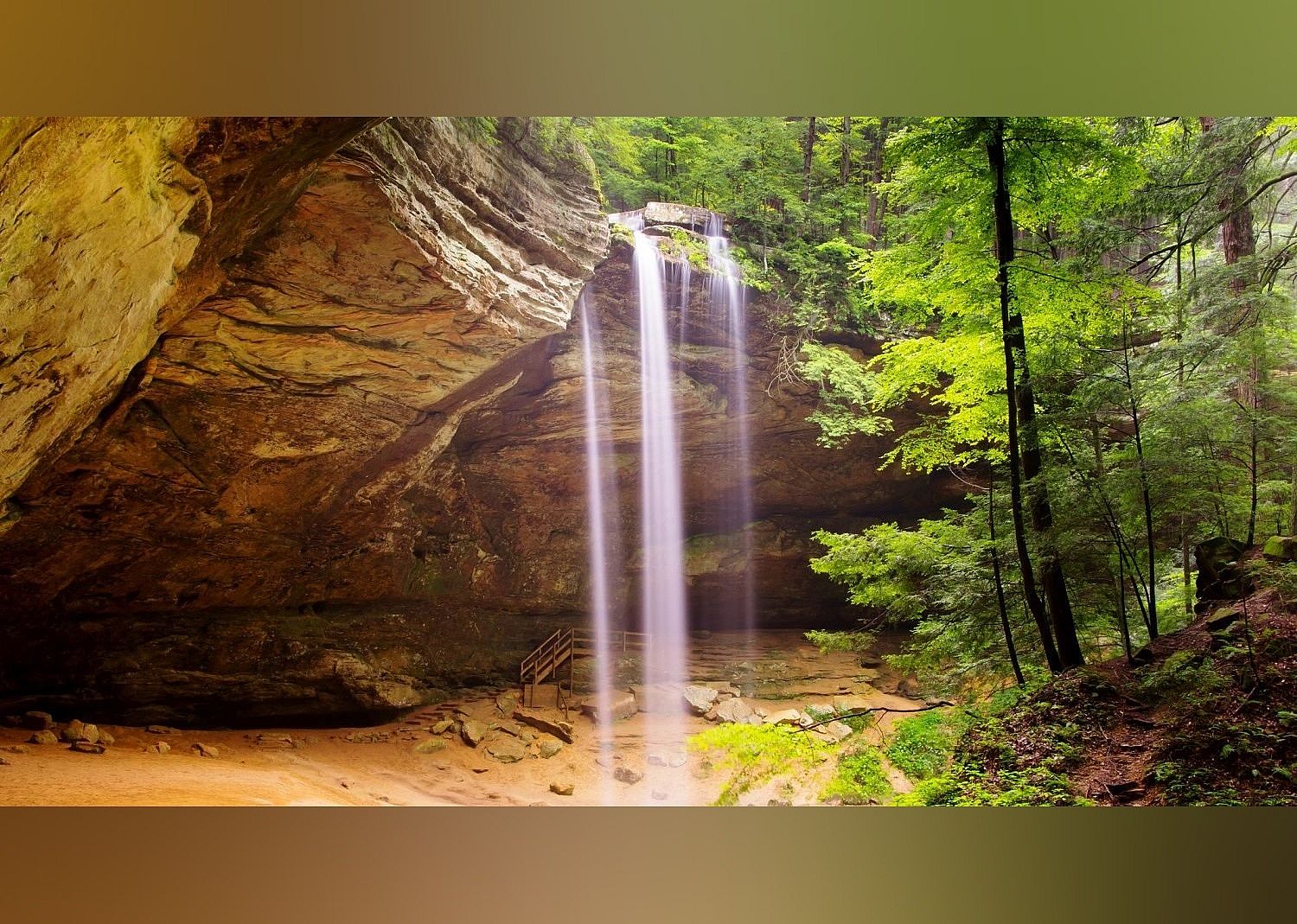 #17. Ash Cave