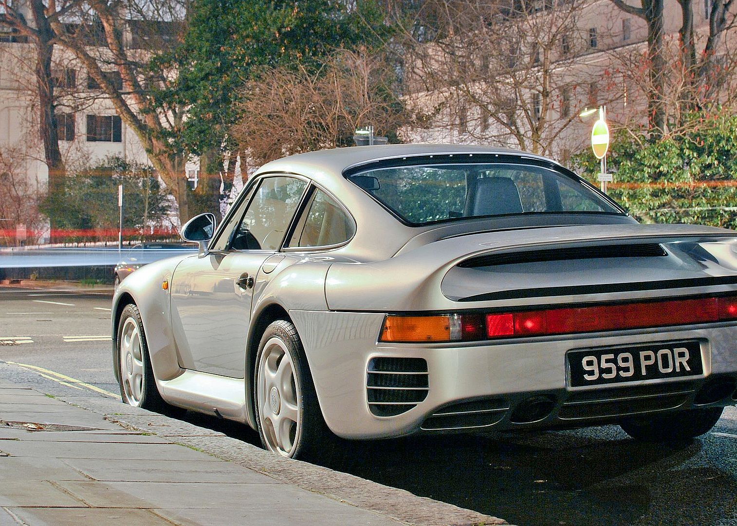1986: Porsche accels