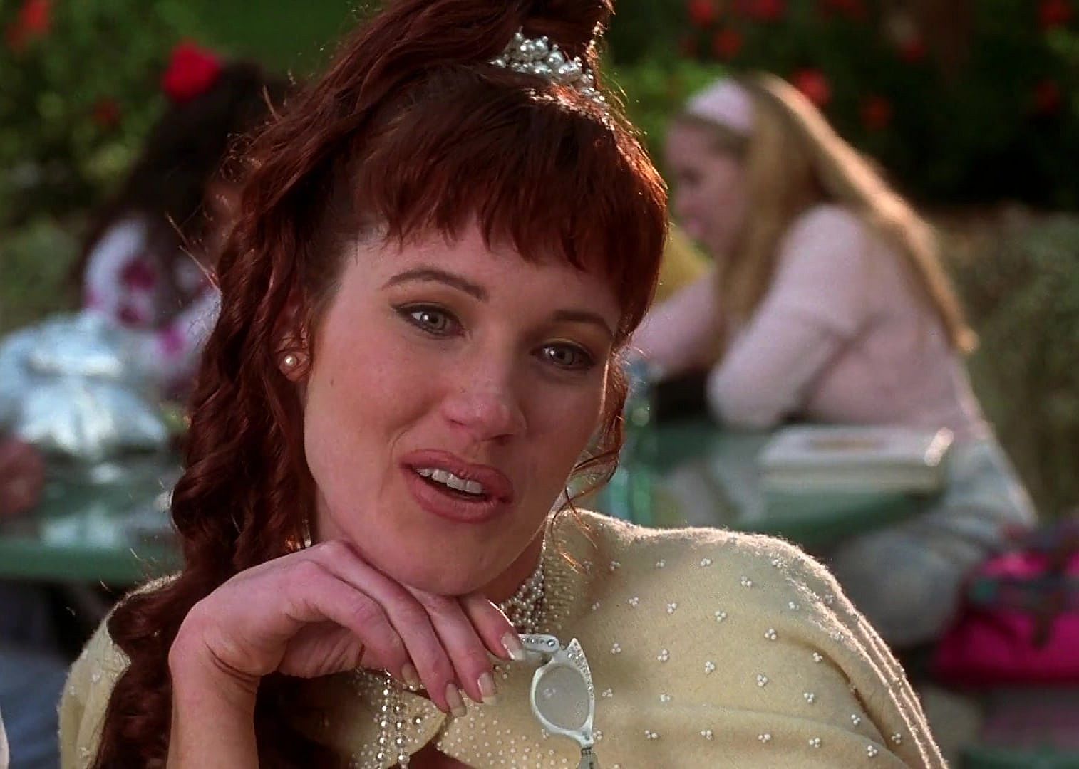 Elisa Donovan.