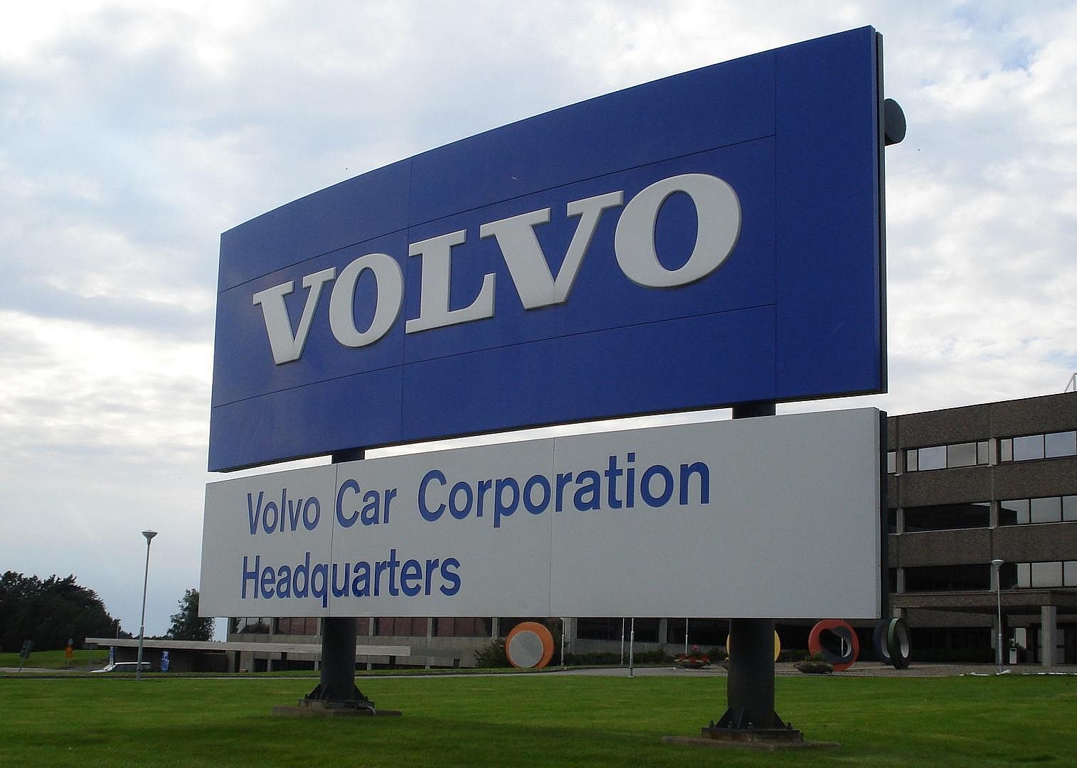 Clue: Volvo