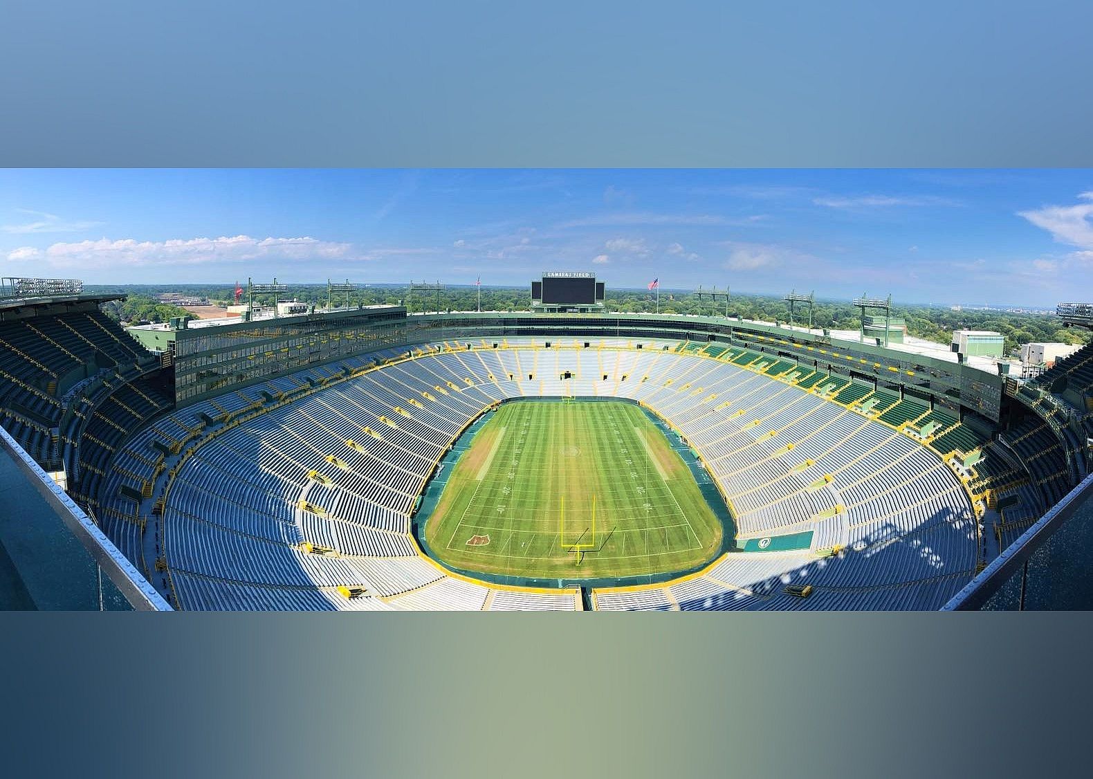 #10. Lambeau Field