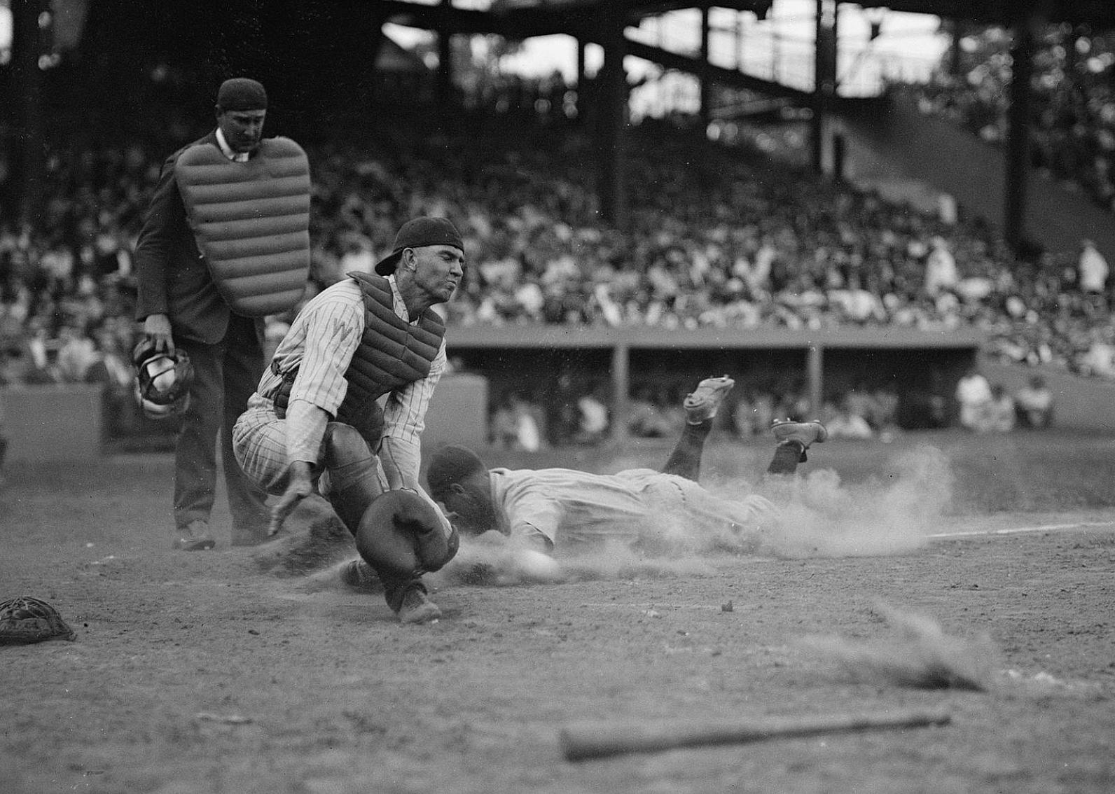1934