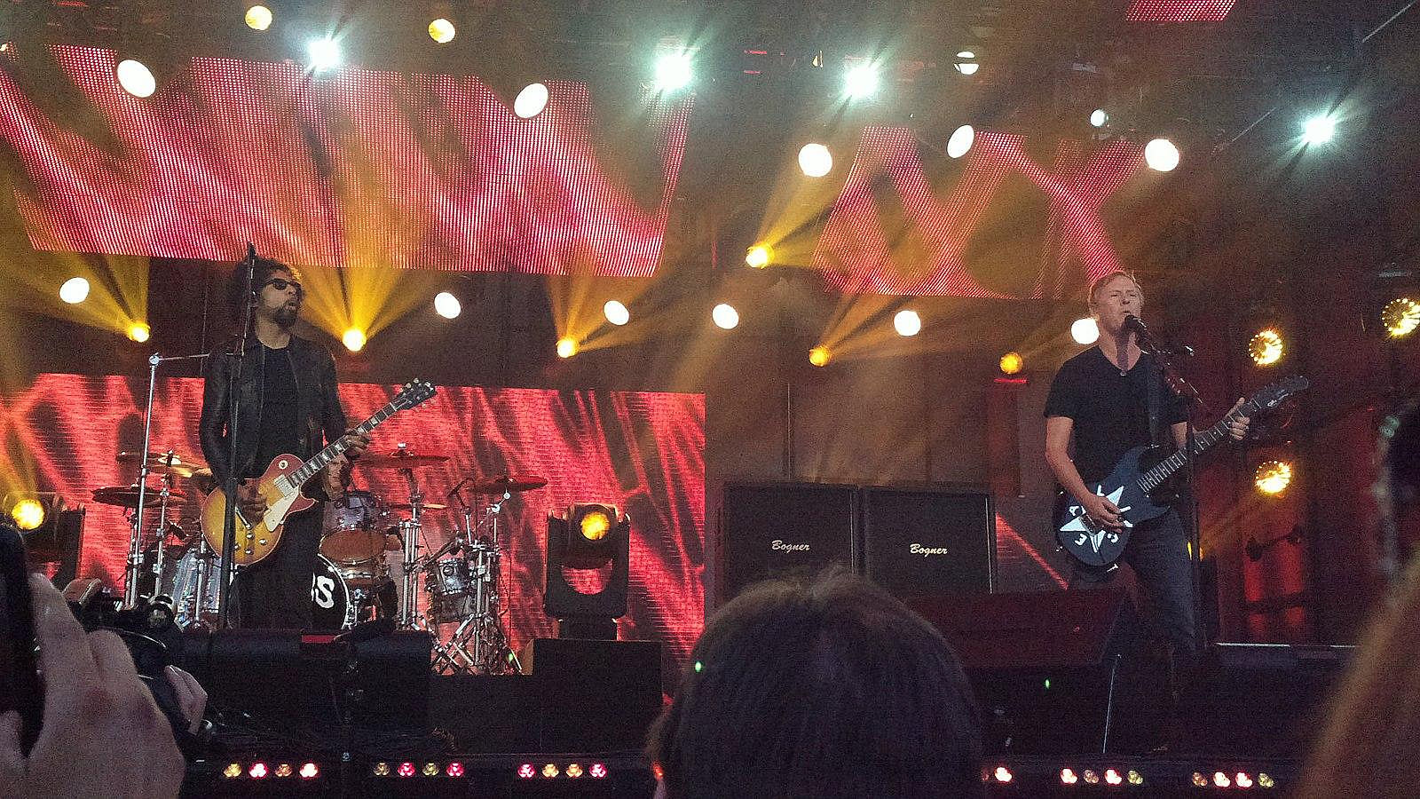 #28. Alice in Chains (tie)
