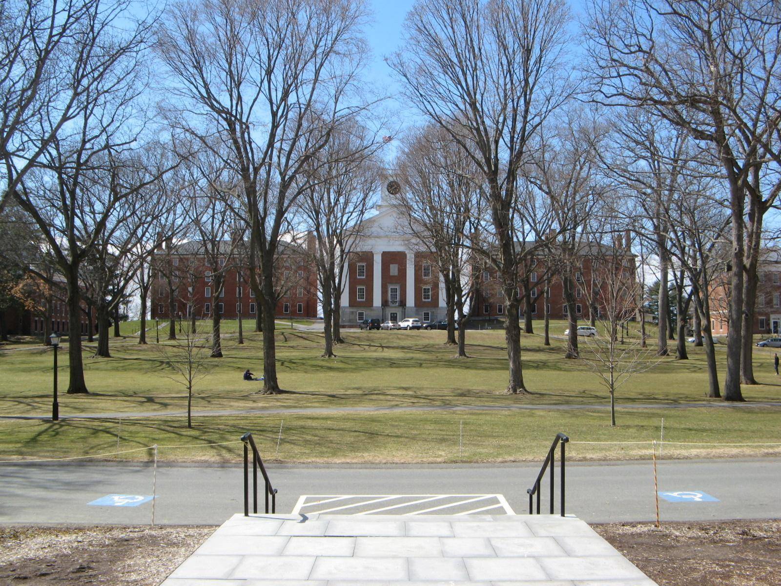 #19. Amherst College