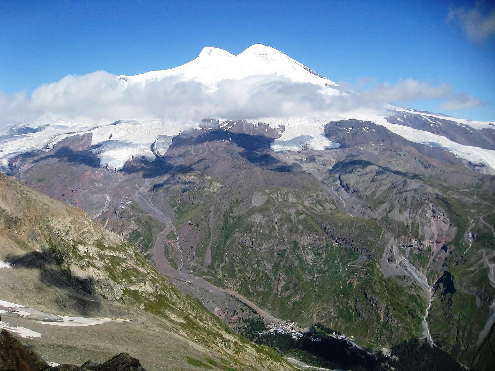 #10. Gora Elbrus (Mount Elbrus)