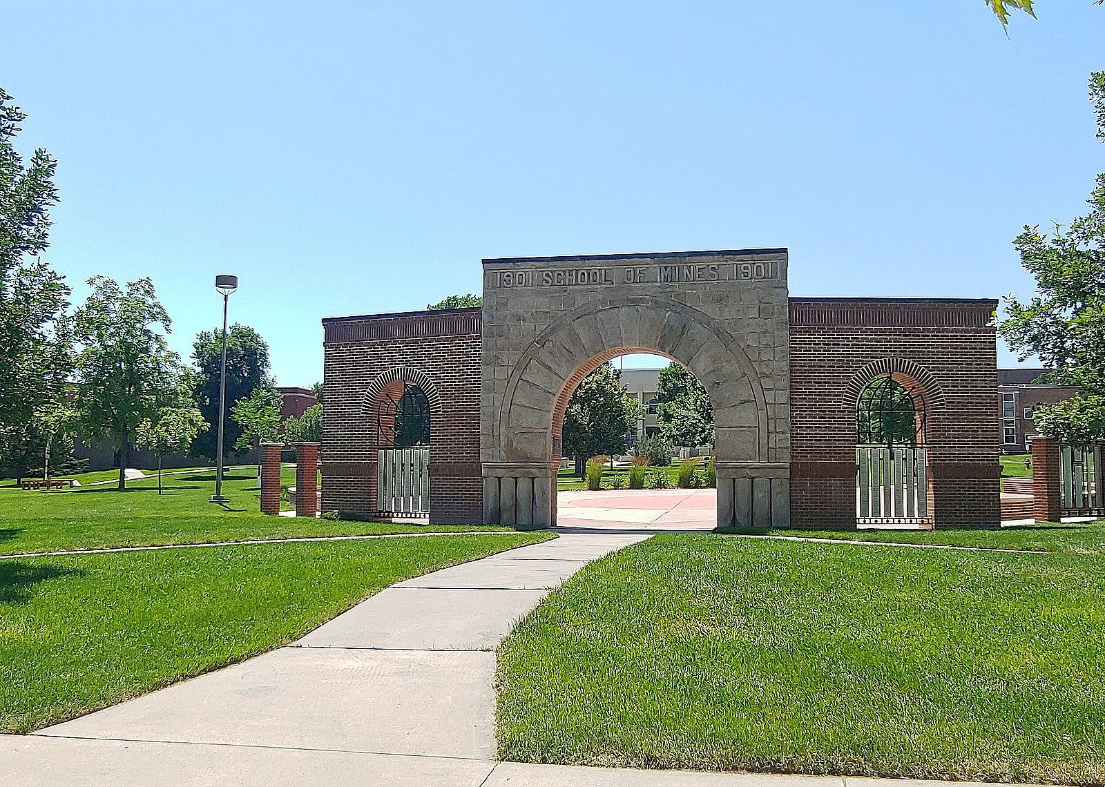 South Dakota: South Dakota School of Mines and Technology