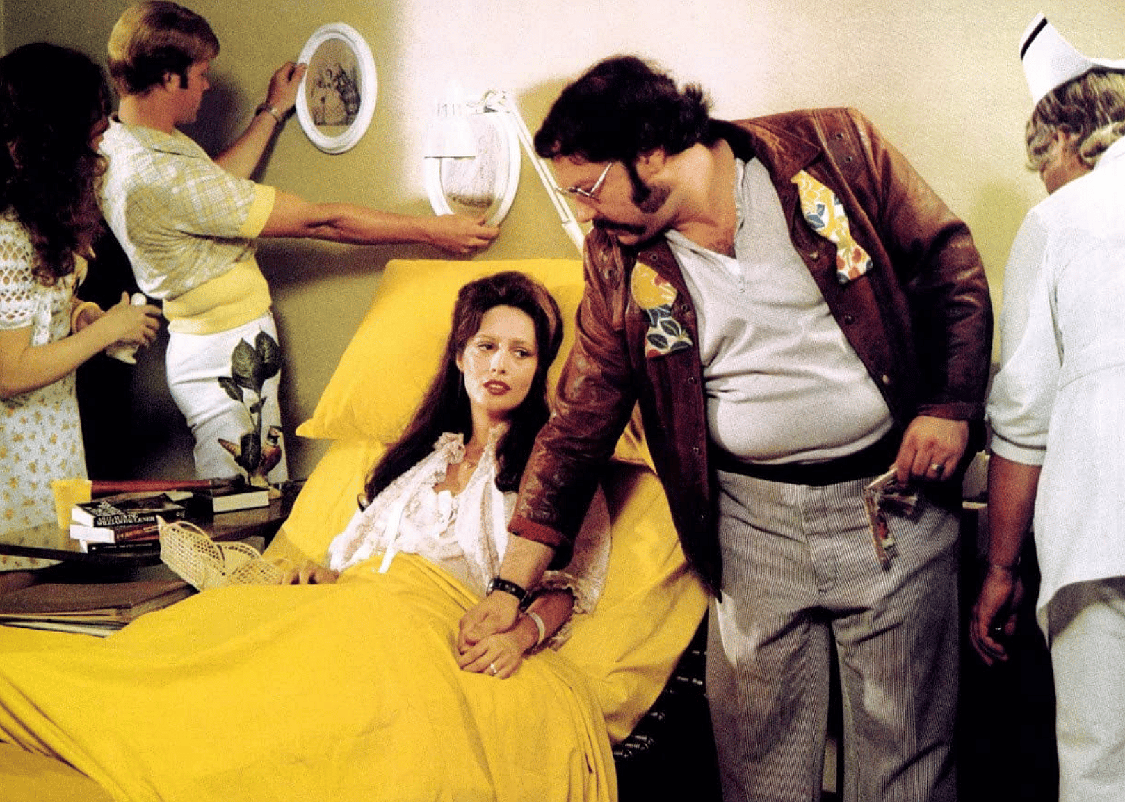 Ronee Blakley and Allen Garfield in "Nashville"