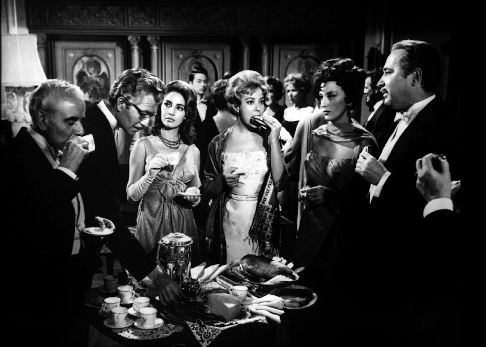 #67. The Exterminating Angel (1962)