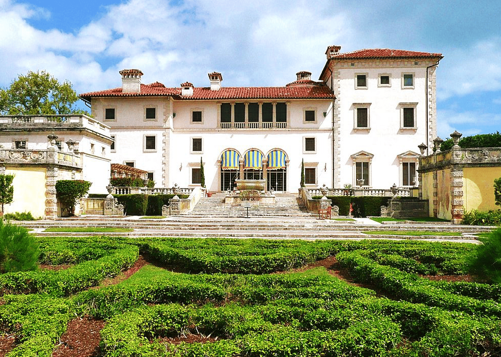 #3. Vizcaya Museum and Gardens