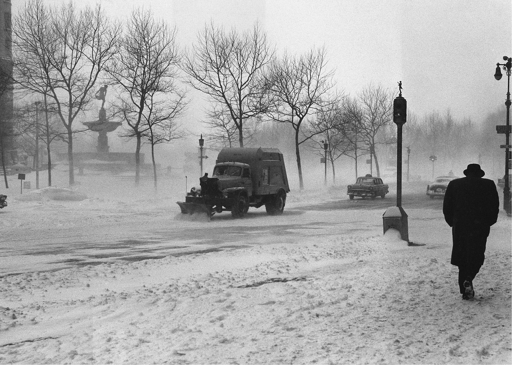 1957: Cyclone-level storms in Kansas
