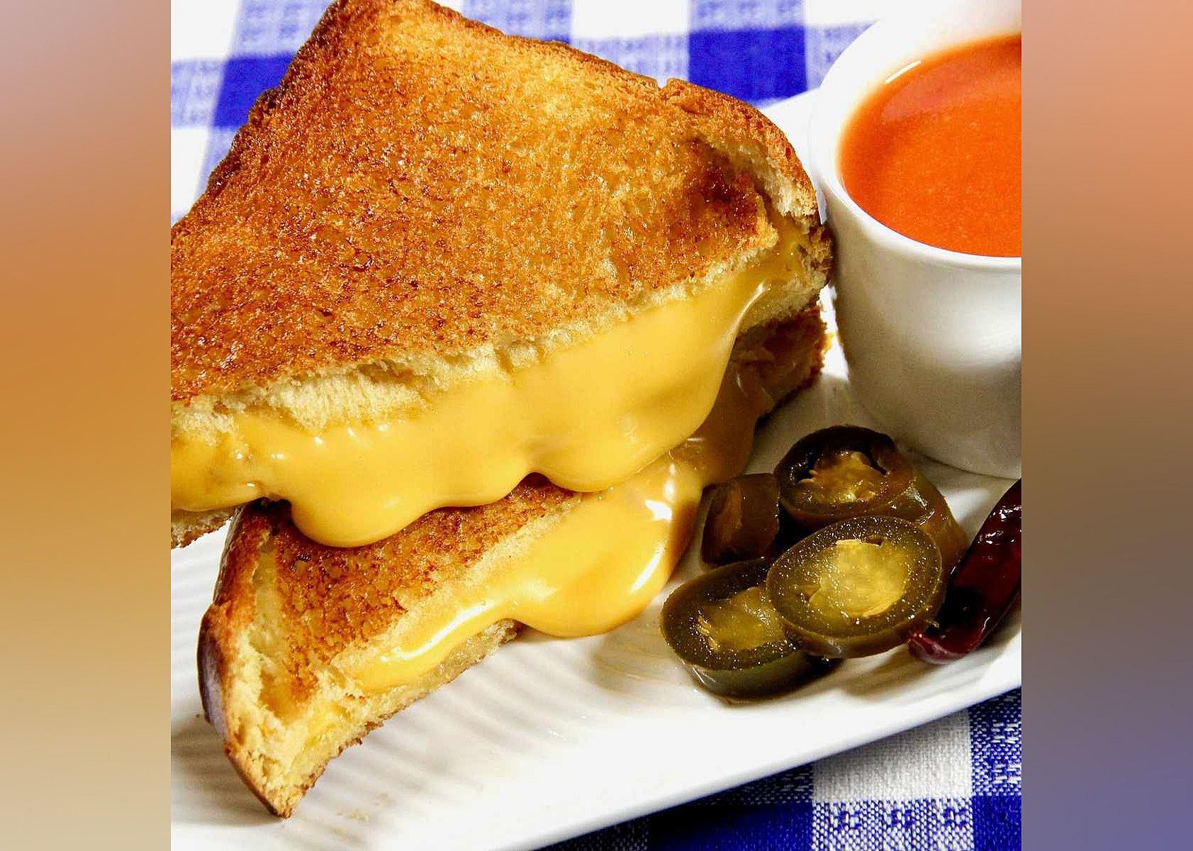 Air Fryer Grilled Cheese with Mayo