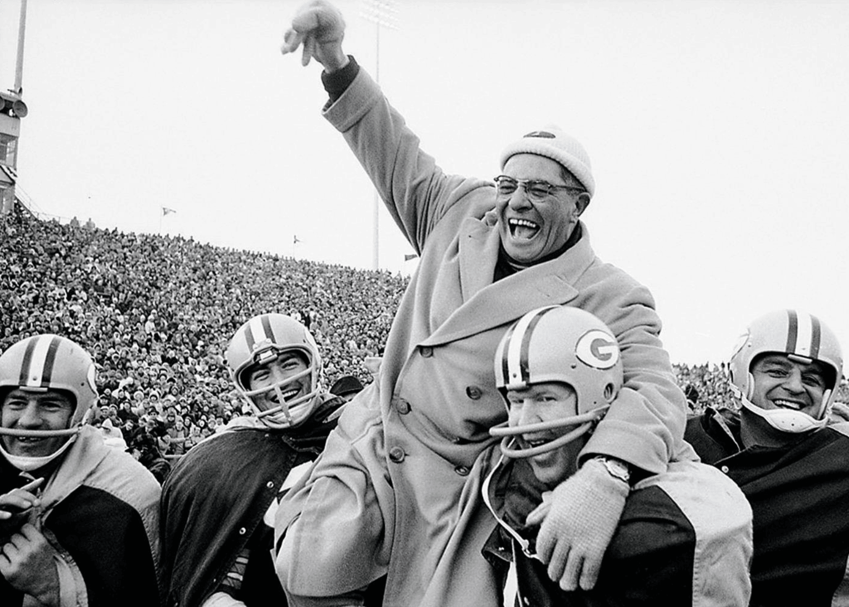1959: Green Bay hires Vince Lombardi