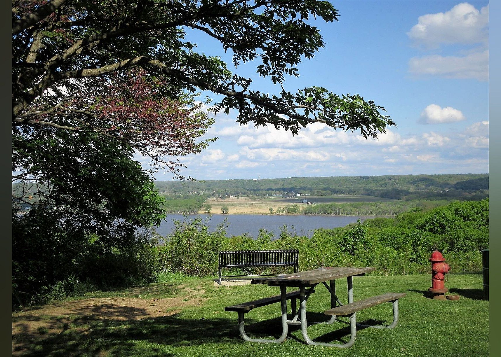 #2. Grand View Drive