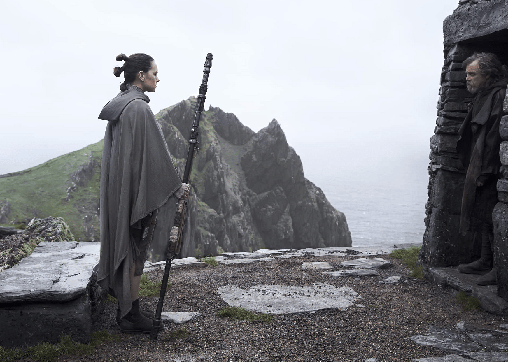 Mark Hamill and Daisy Ridley in "Star Wars: Episode VIII - The Last Jedi".