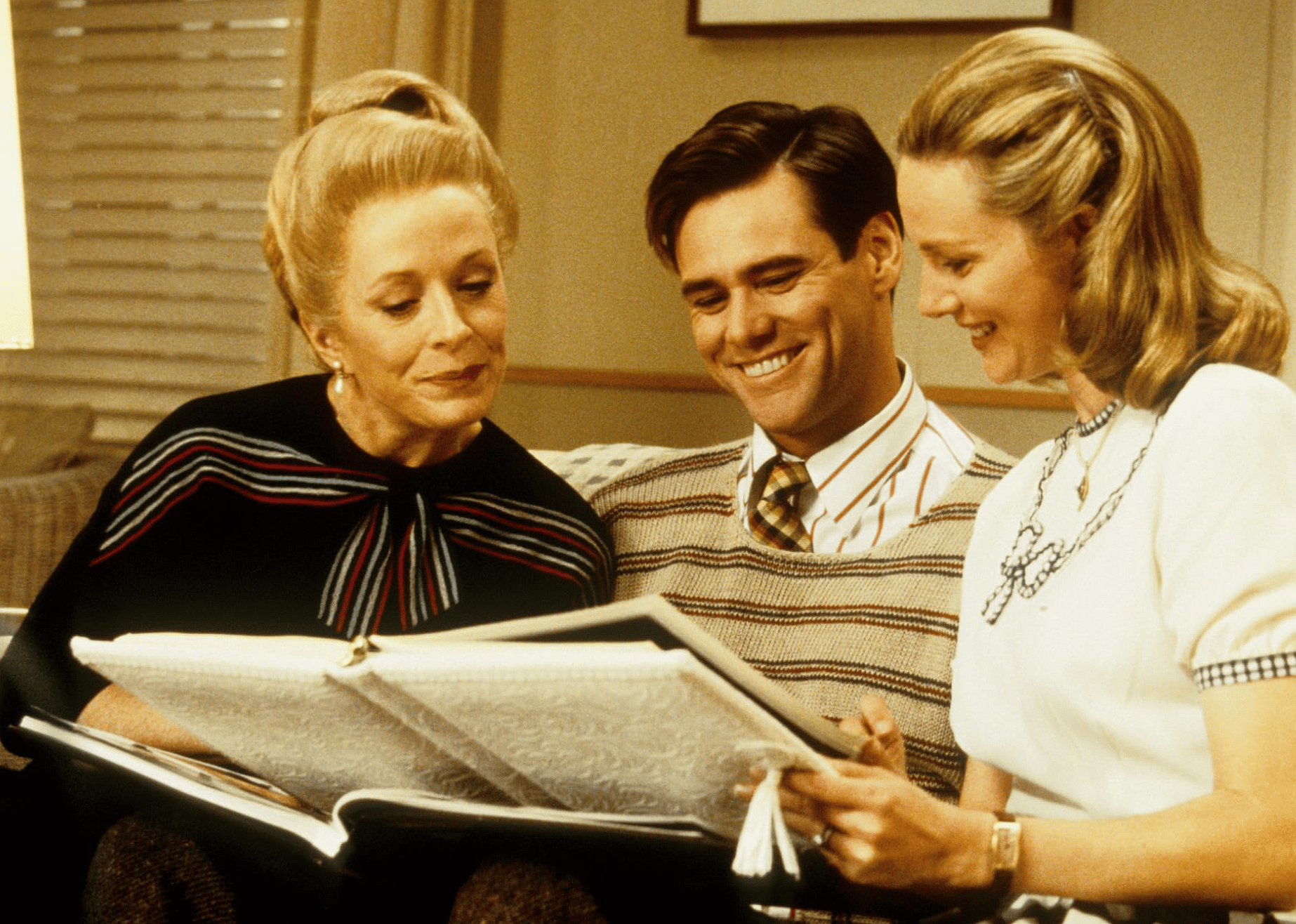 Jim Carrey, Laura Linney, and Holland Taylor in The Truman Show.