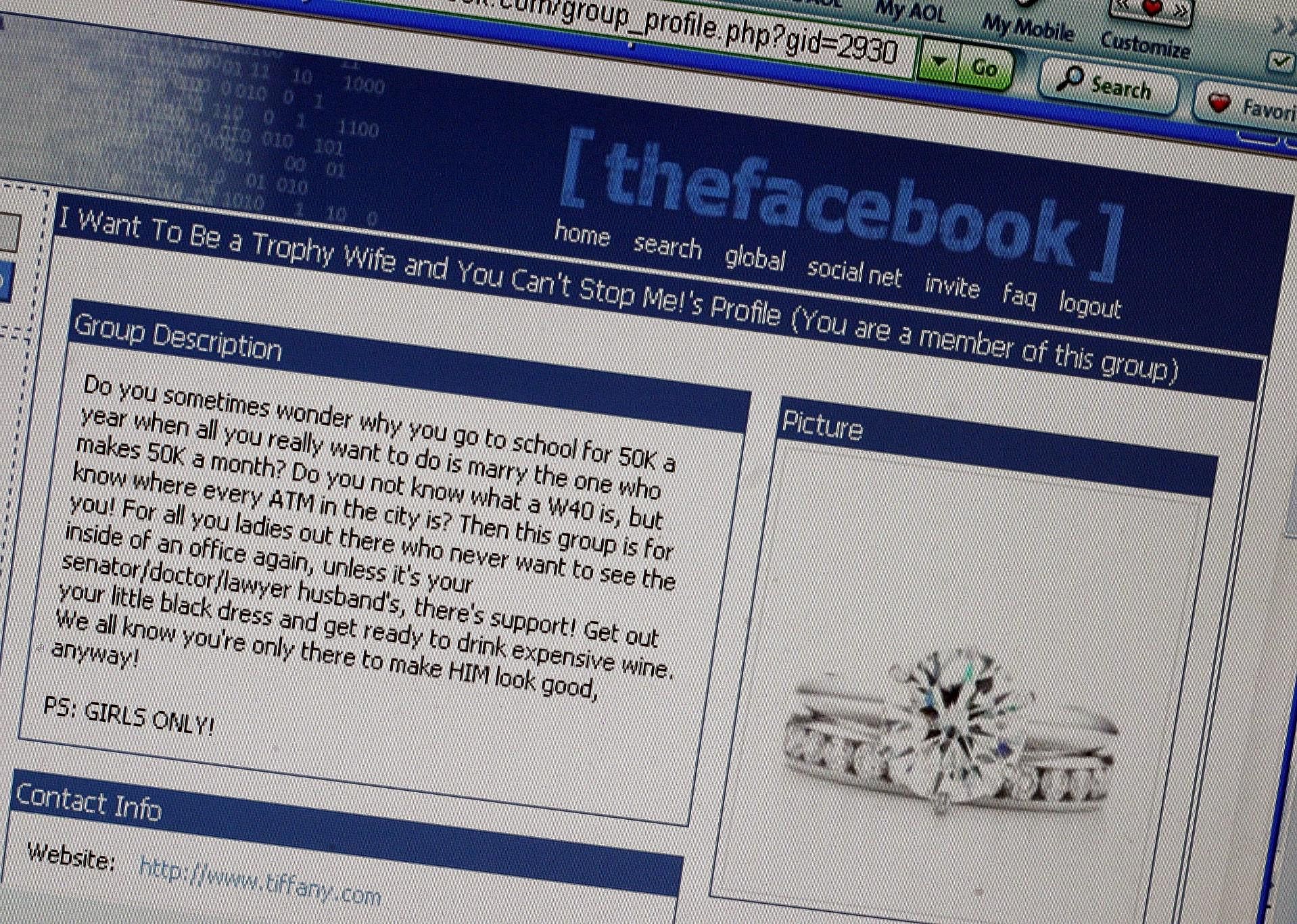 Facebook introduces modern social networks