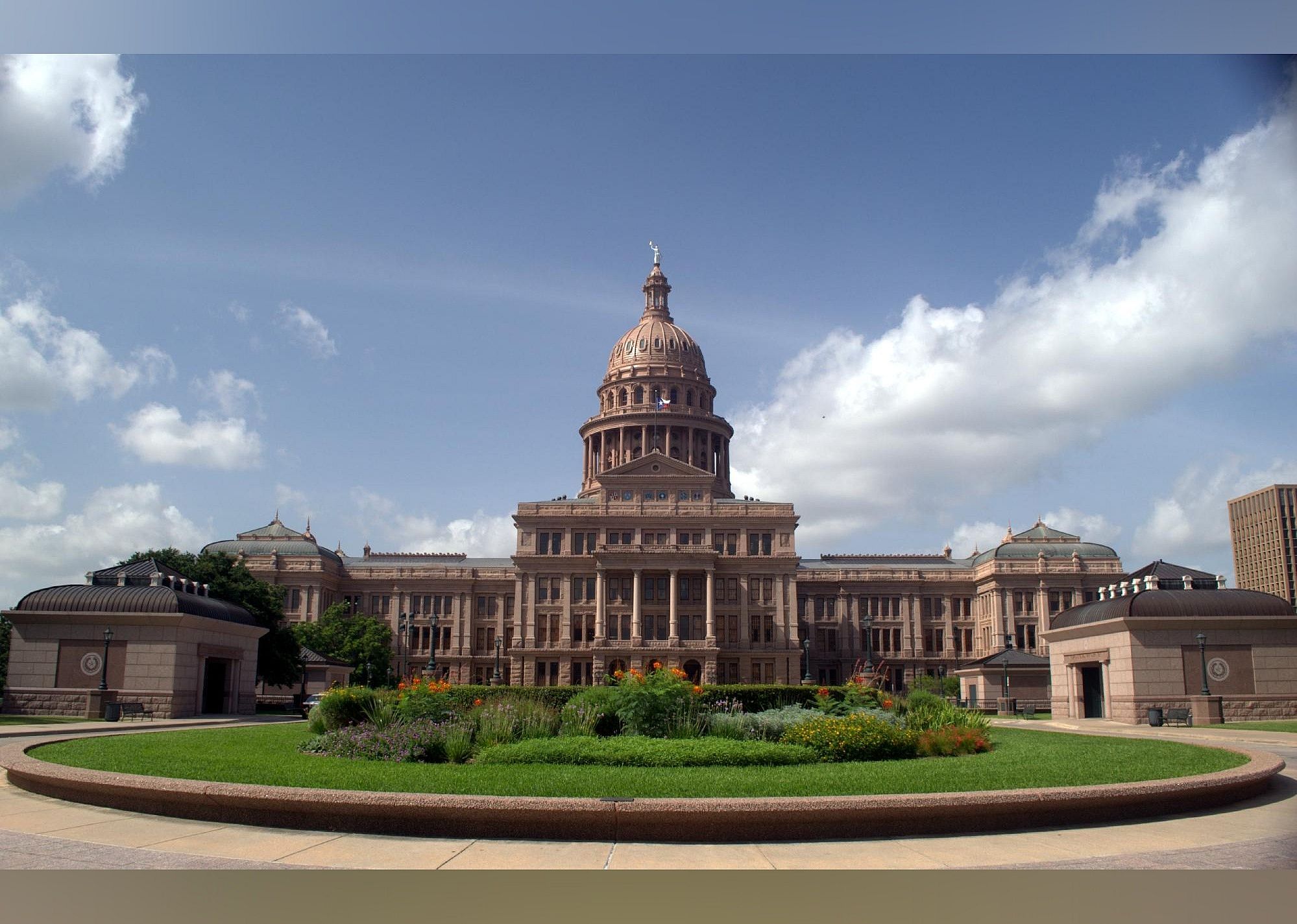#10. Texas State Capitol