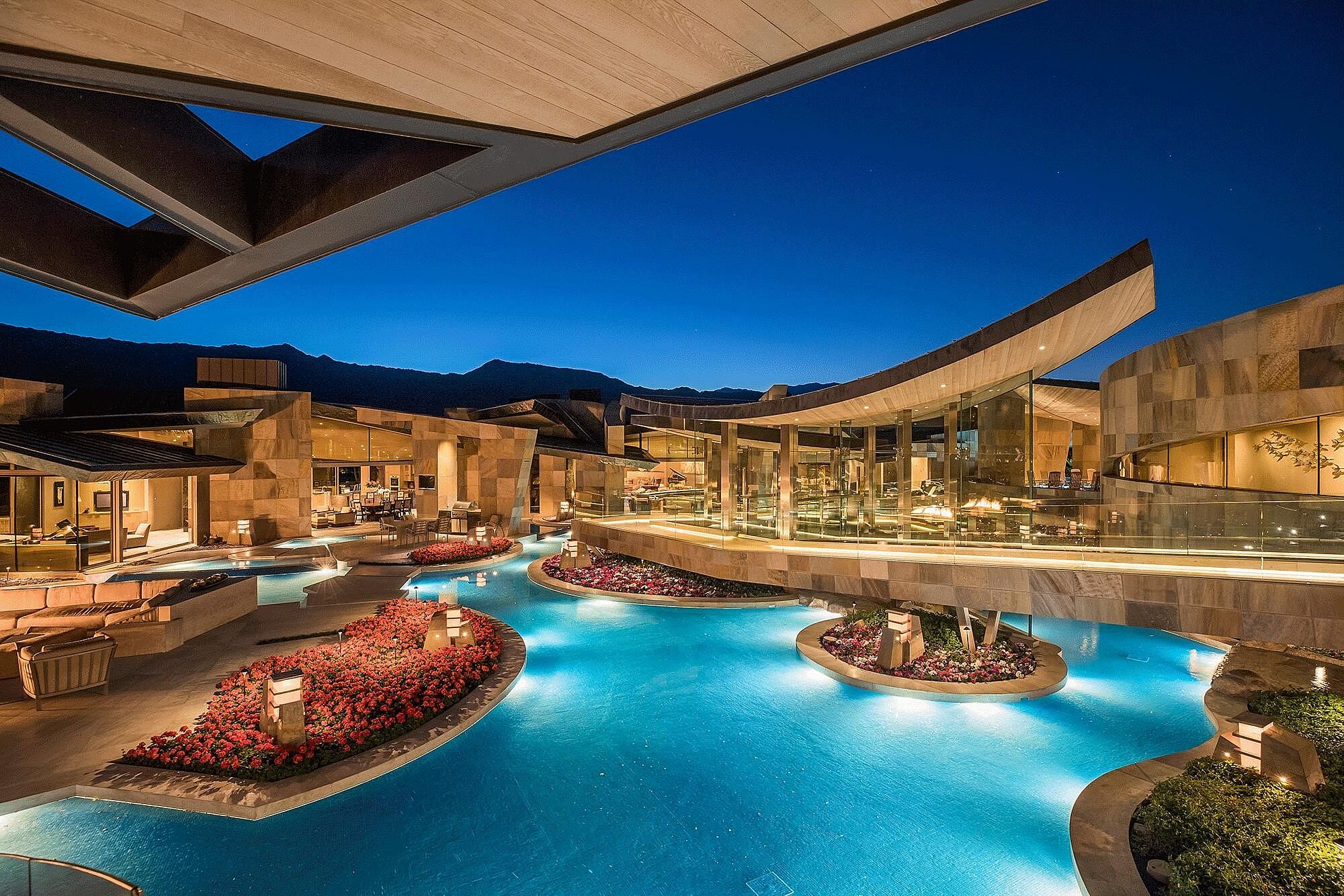 #29. 706 Summit Cv, Palm Desert