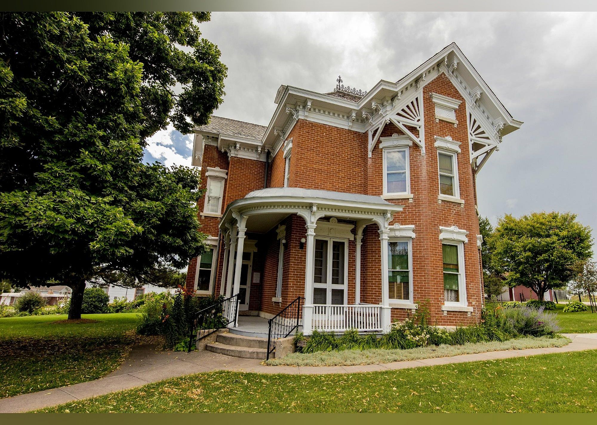 #13. Mansion on the Hill