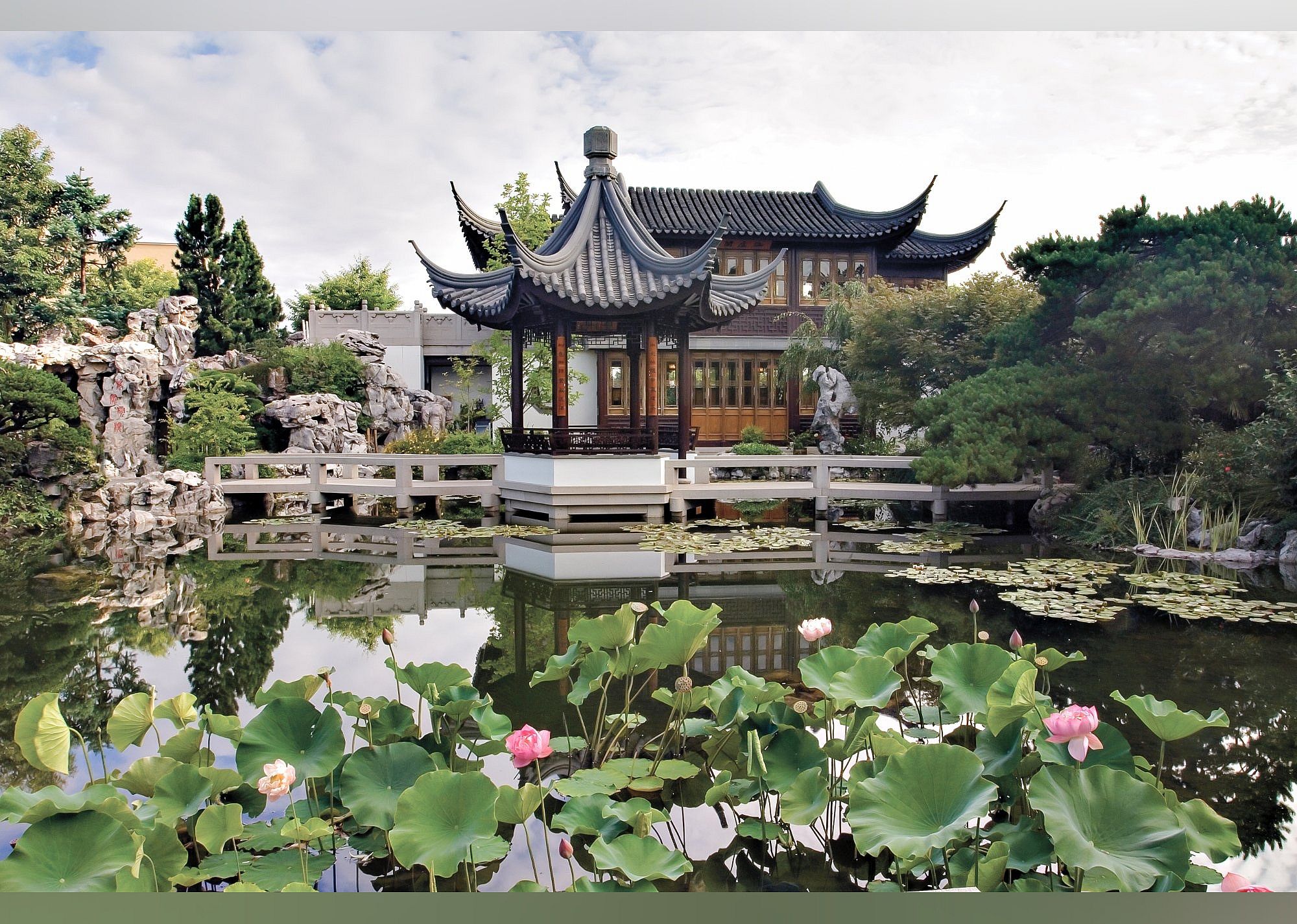 #12. Lan Su Chinese Garden