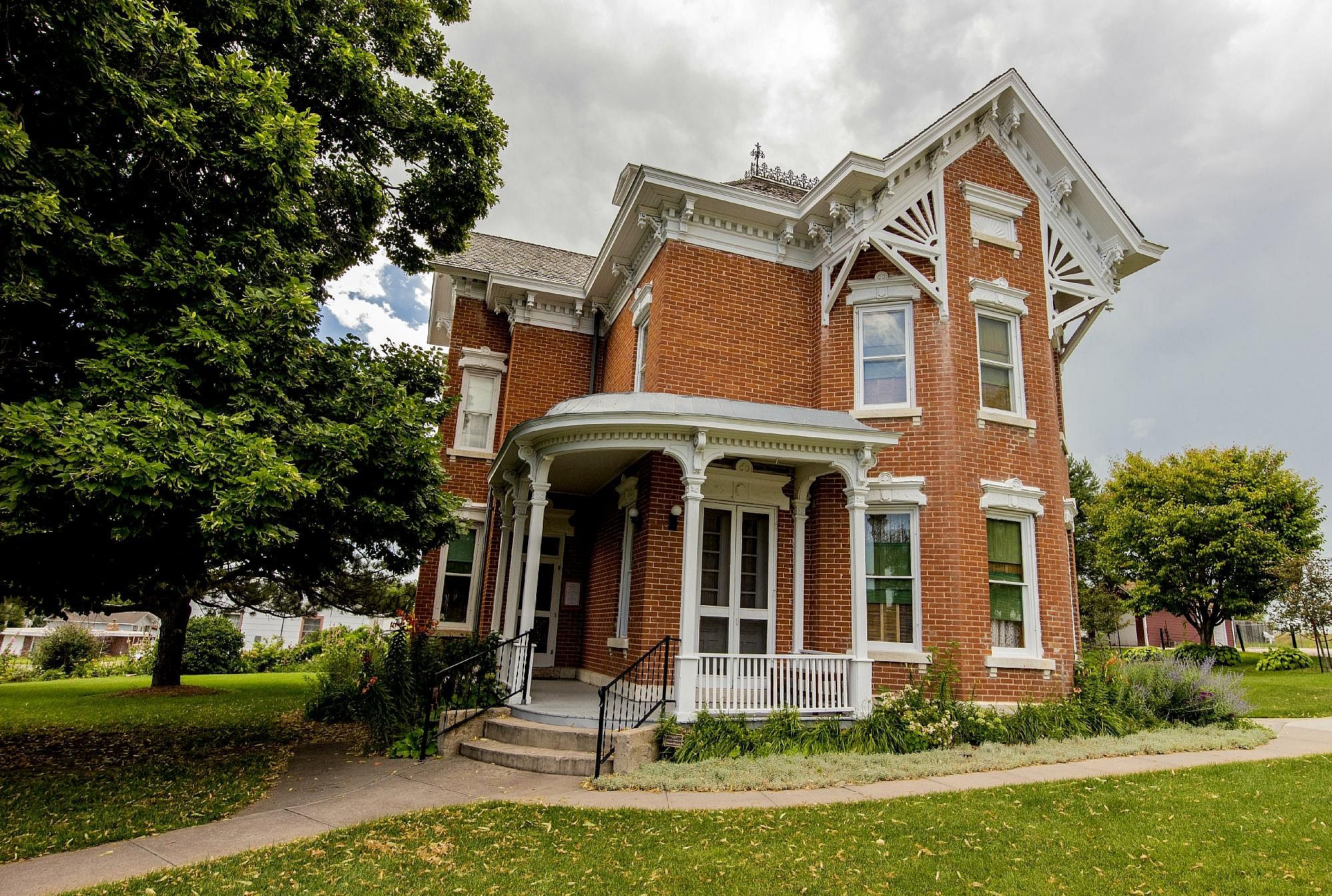 #23. Mansion on the Hill