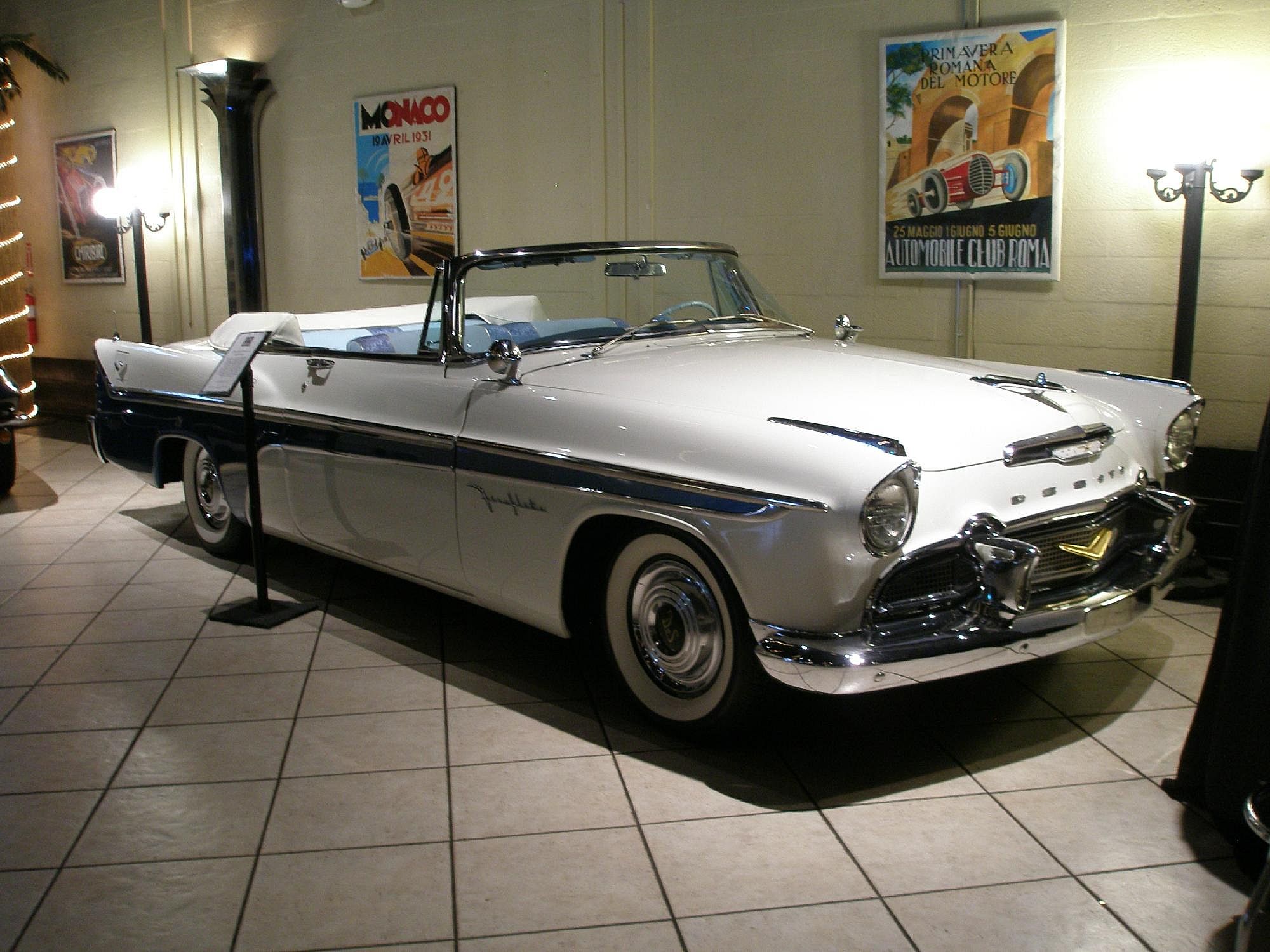 #21. Ragtops Automobile Museum