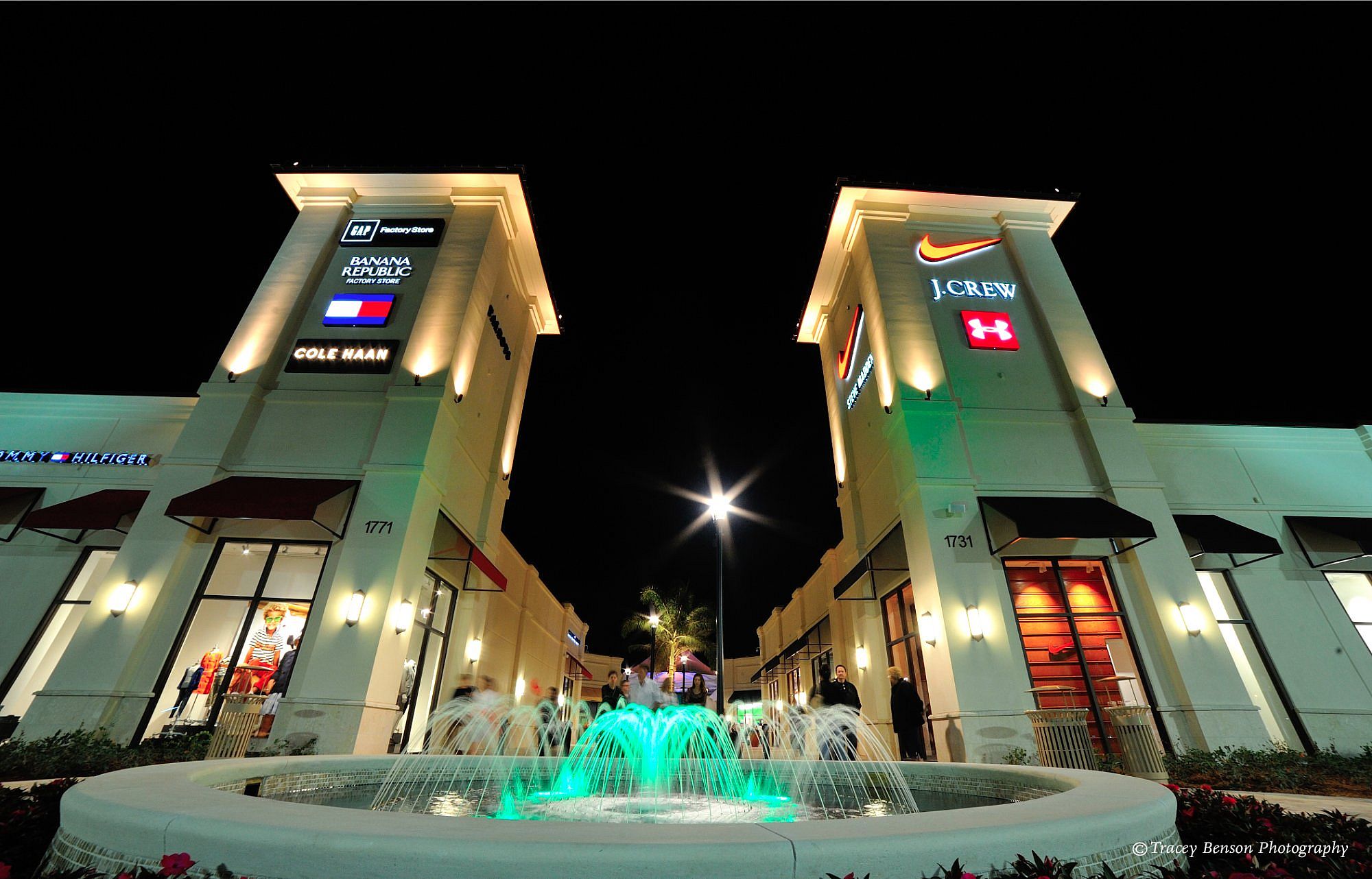 #8. Palm Beach Outlets