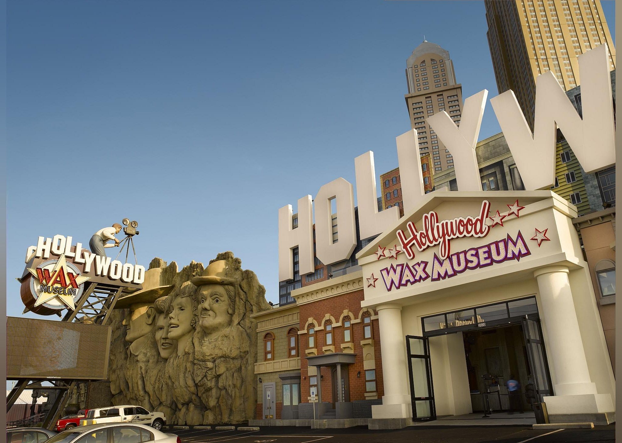 #14. Hollywood Wax Museum