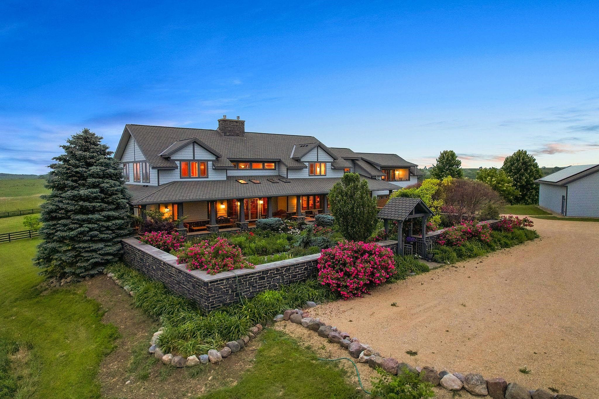 #26. 852 County Road JG, Mount Horeb