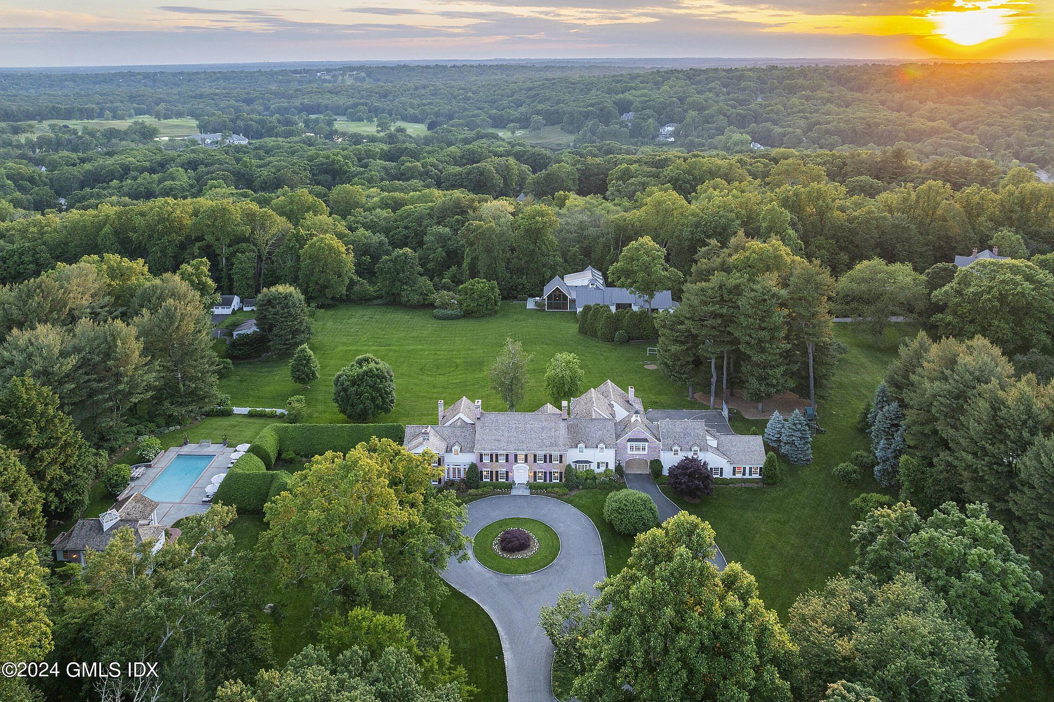 #16. 865 Hollow Tree Ridge Rd, Darien