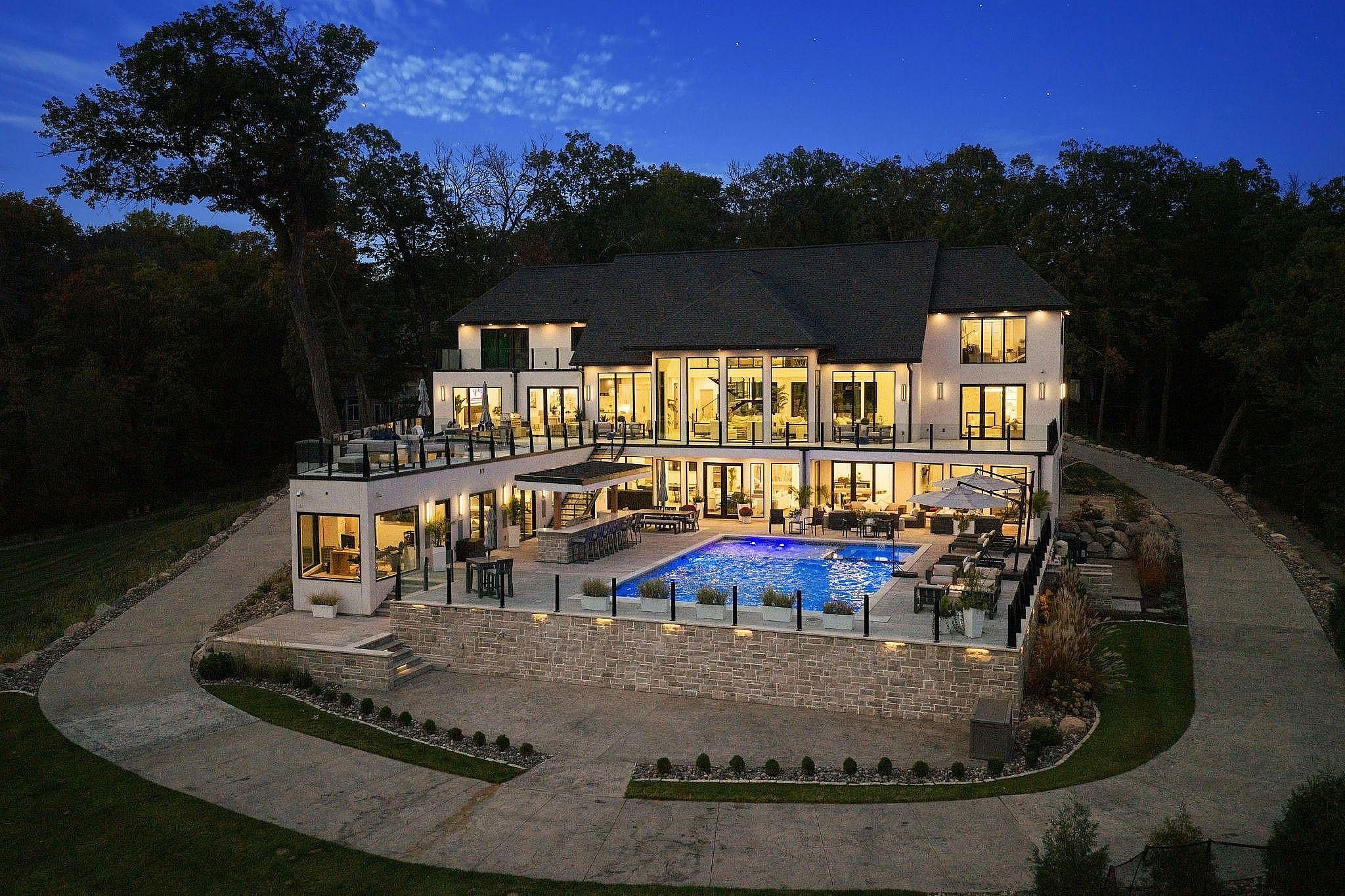 #9. 3655 Northome Rd, Wayzata