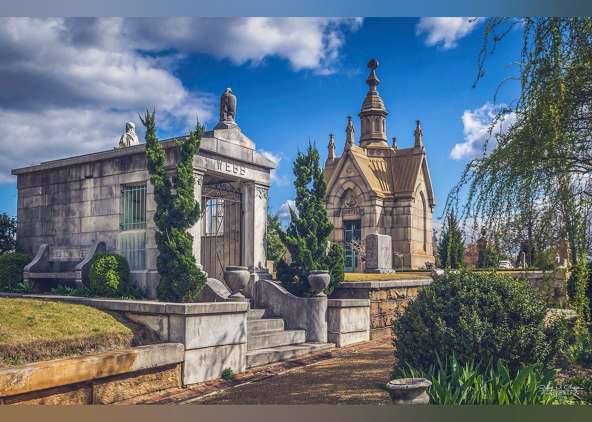 #20. Oakland Cemetery