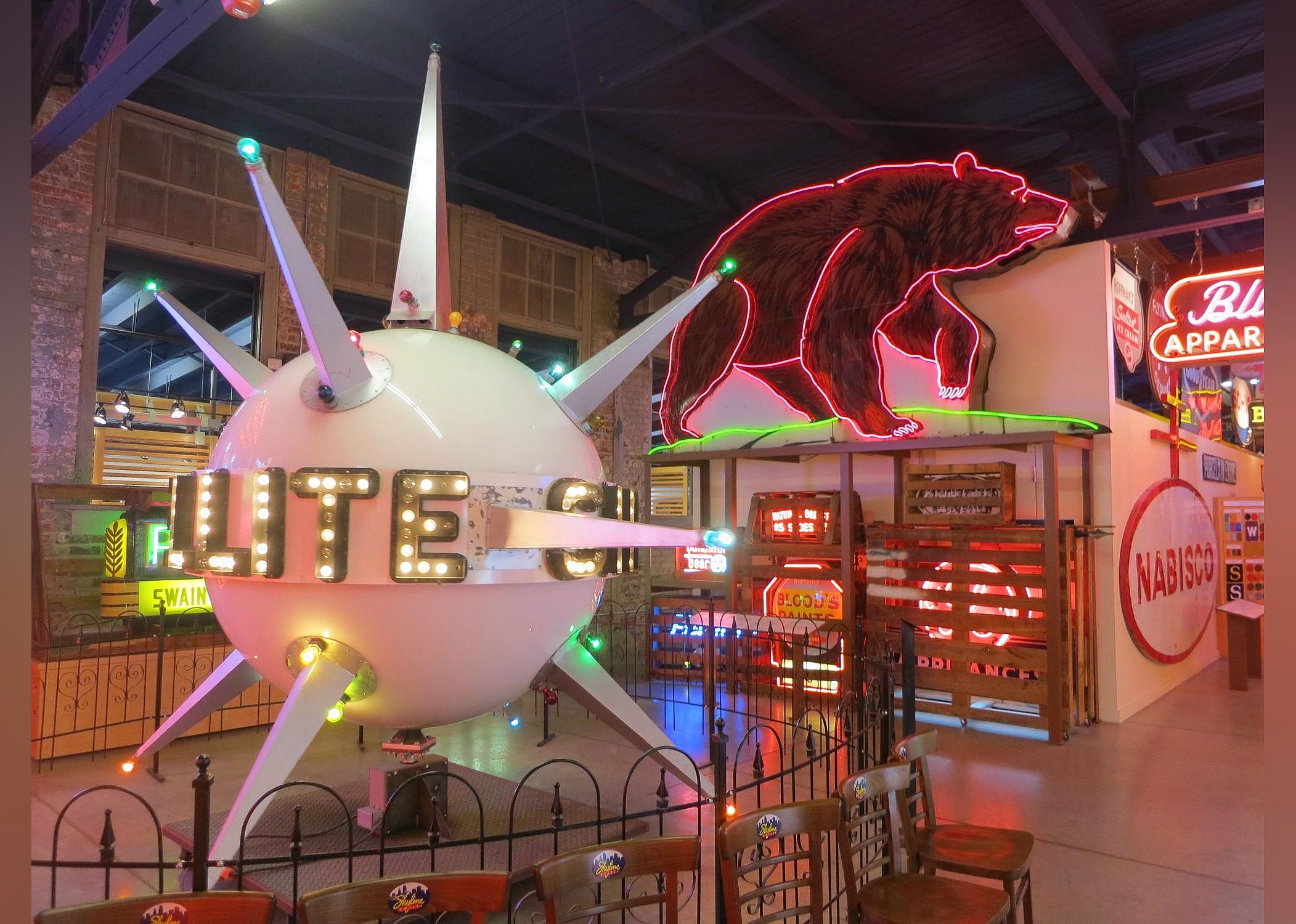 #7. American Sign Museum