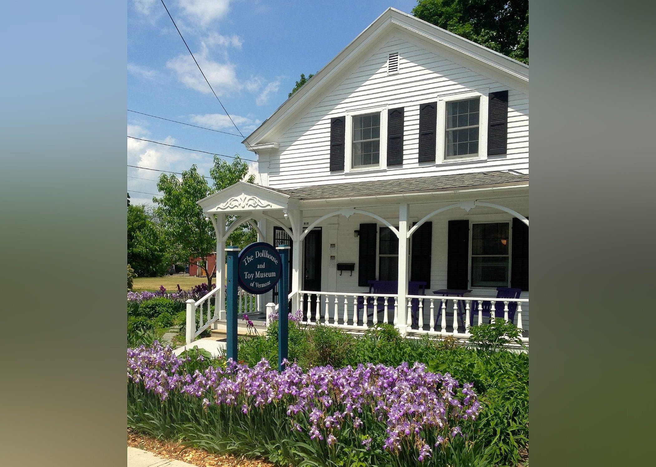 #18. Dollhouse and Toy Museum of Vermont